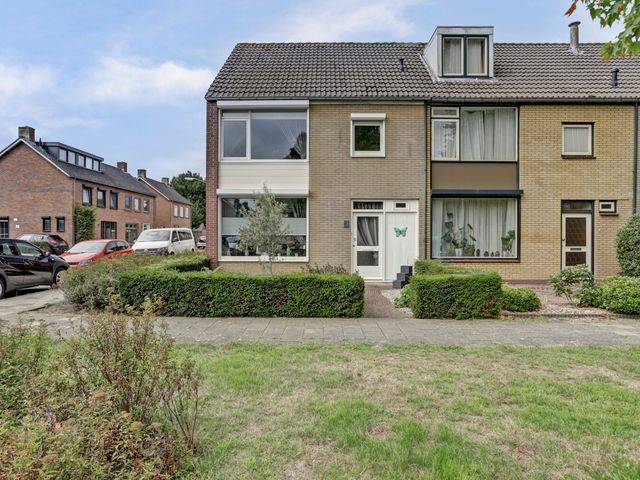 Jasmijnstraat 1, Made