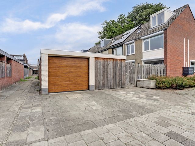 Jasmijnstraat 1, Made