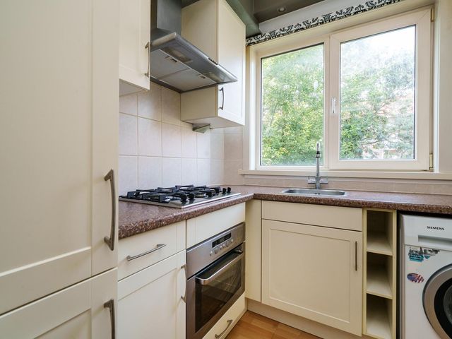 Madeliefstraat 13B, Rotterdam