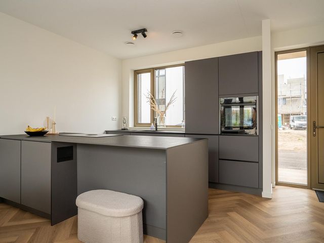 Gonny Mensinkstraat 16, Enschede