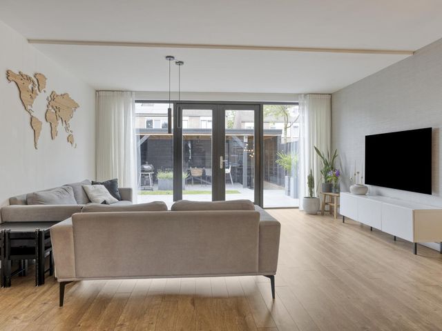 Symfoniestraat 5, Enschede