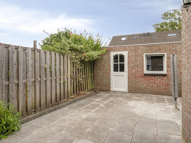 Lingestraat 40, Terneuzen