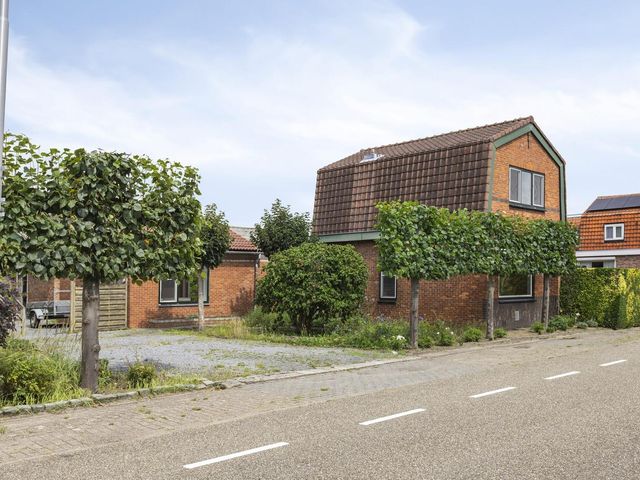 Roskamstraat 29, Sint Jansteen