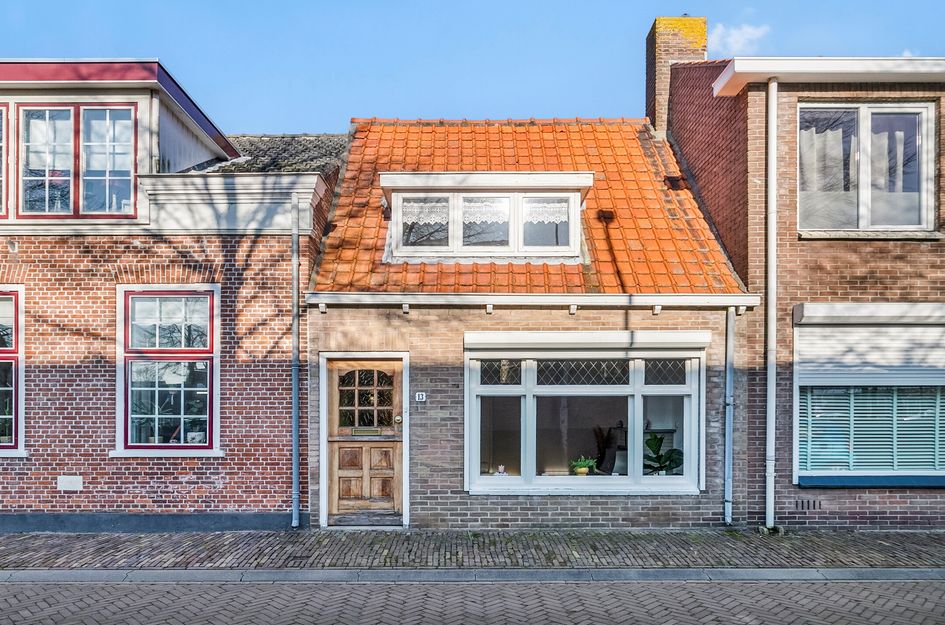Kerkplein 13