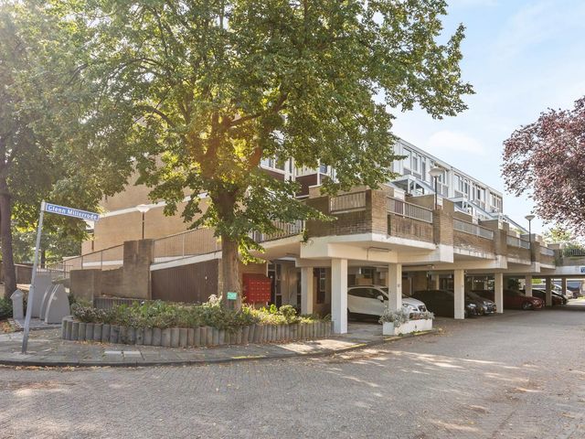 Glenn Millerrode 30, Zoetermeer
