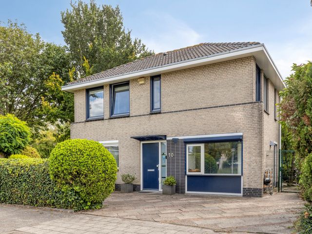 Brucknerstraat 10, Capelle aan den IJssel