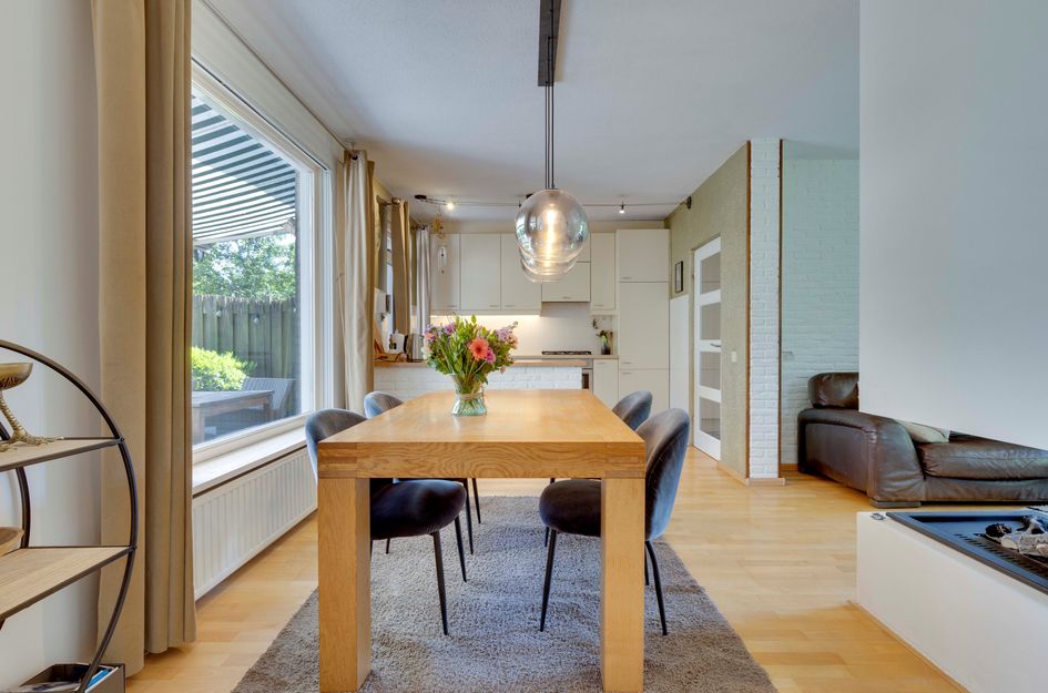 Monarchstraat 44