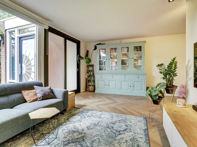 Lodewijk van Deyssellaan 17, Bladel