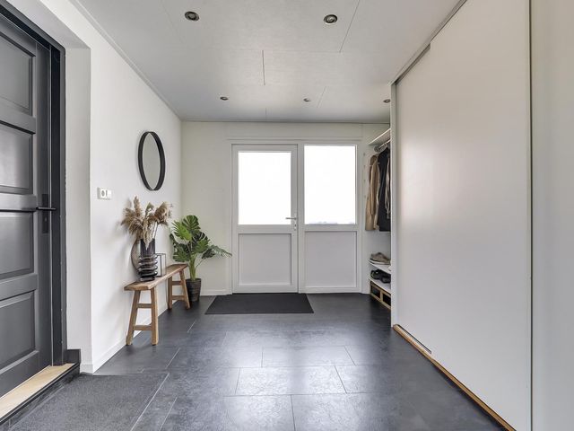 Oostendestraat 25, Hoedekenskerke