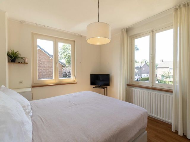 Oude Peelstraat 21, Helenaveen