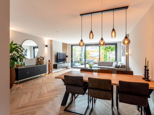 Volkerakpad 14, Almere