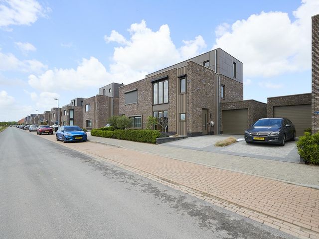 Koninginnepage 45, Terneuzen