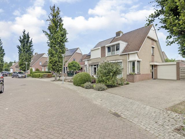 Meanderlaan 143, Tholen