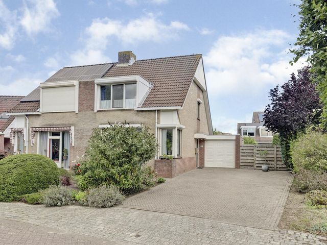 Meanderlaan 143, Tholen