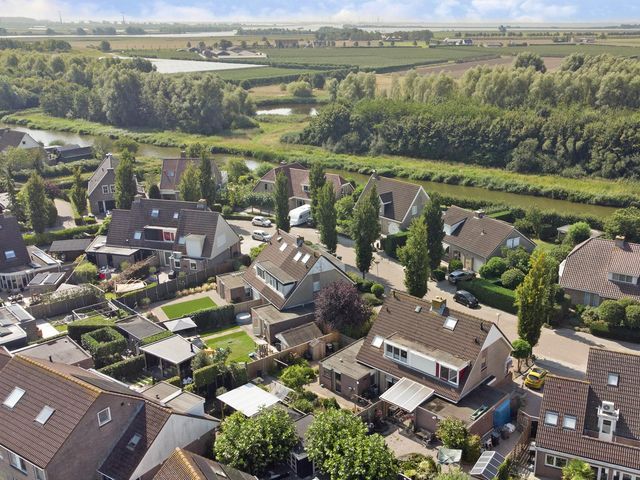 Meanderlaan 143, Tholen