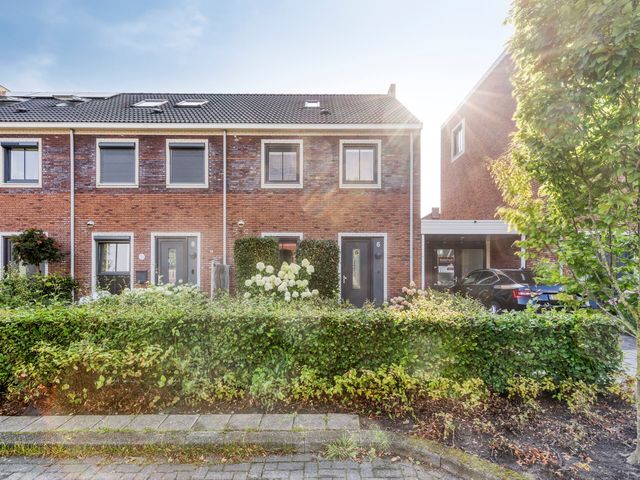 Swanenburg 6, Marum