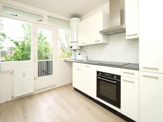 Escamplaan 378, Den Haag