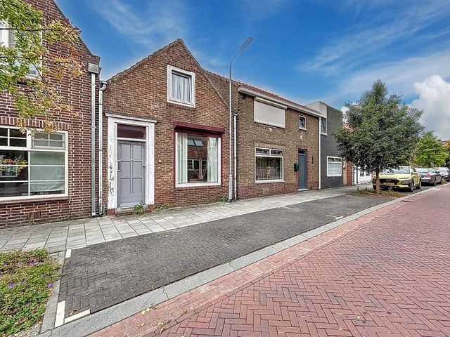 Landstraat 44, Aardenburg