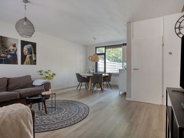 Doornbos 35, Rijen