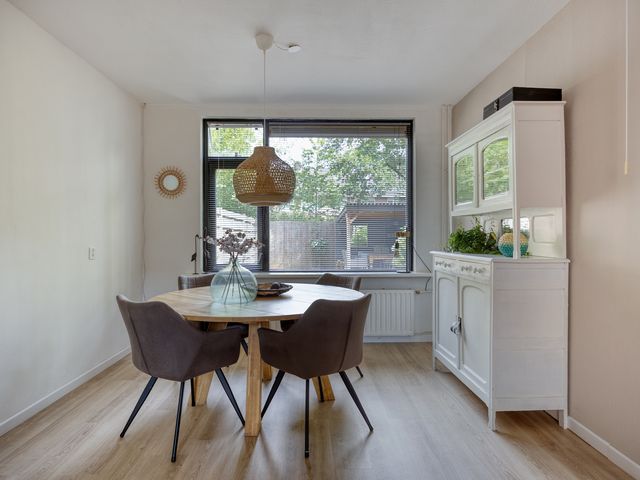 Doornbos 35, Rijen