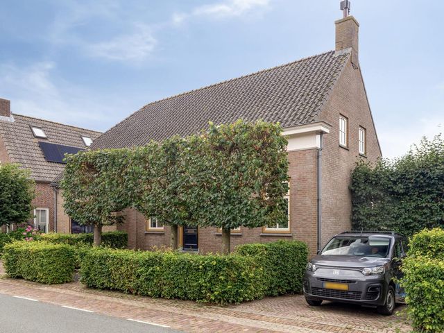 Flierstraat 81E, Lage Zwaluwe