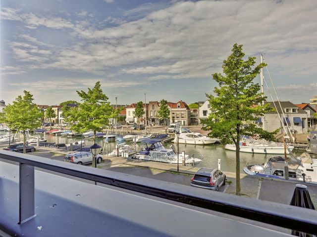 Spuizicht 2, Oud-Beijerland