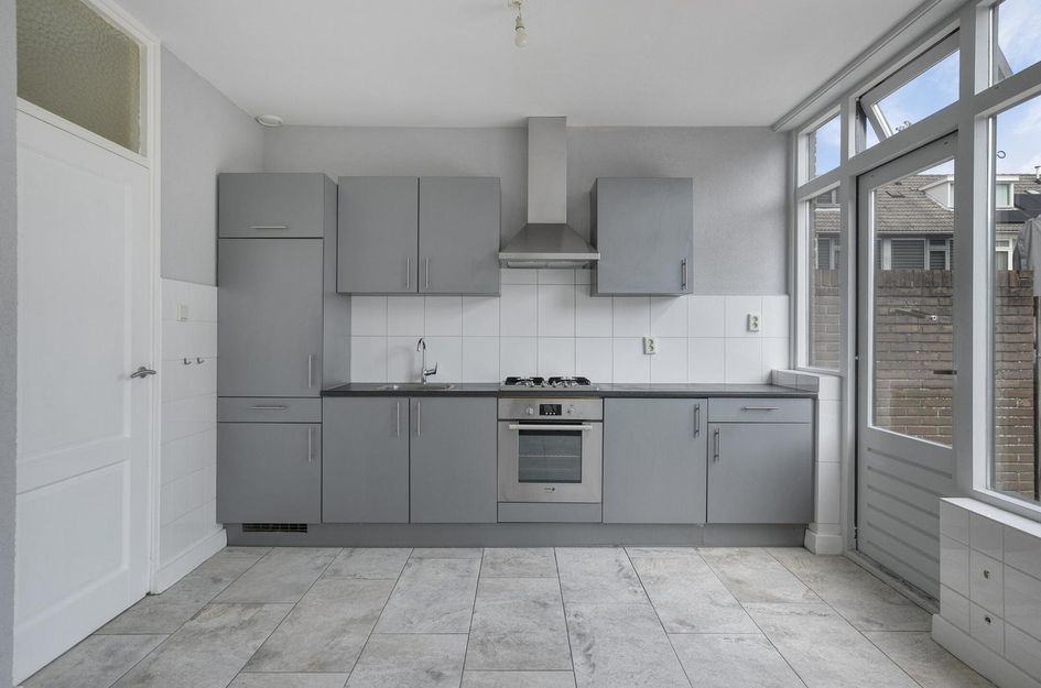 Van Anrooijstraat 10