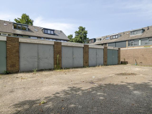 Van Anrooijstraat 10, Oss