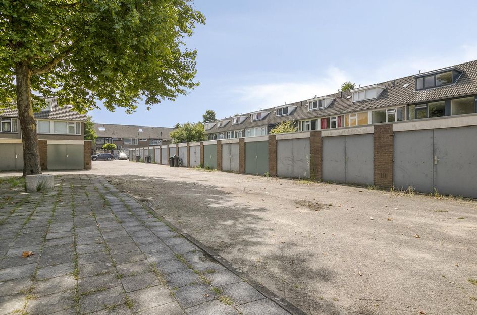 Van Anrooijstraat 10