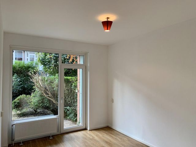 Theresiastraat 283, Den Haag