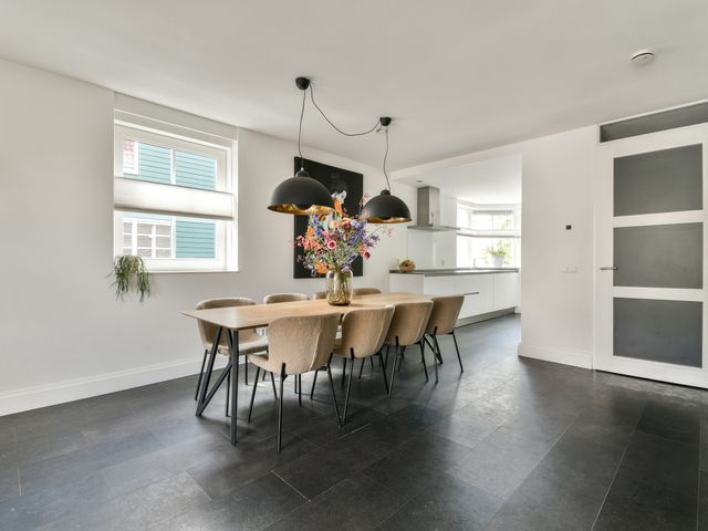 Aubade 33, Zaandam