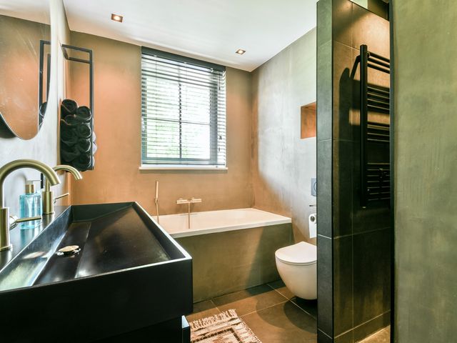 Aubade 33, Zaandam
