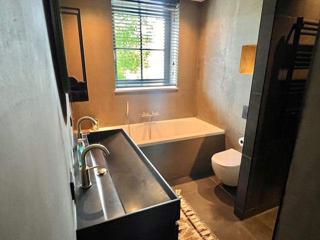 Aubade 33, Zaandam