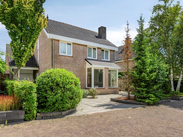 Kuringen 15, Zevenbergen
