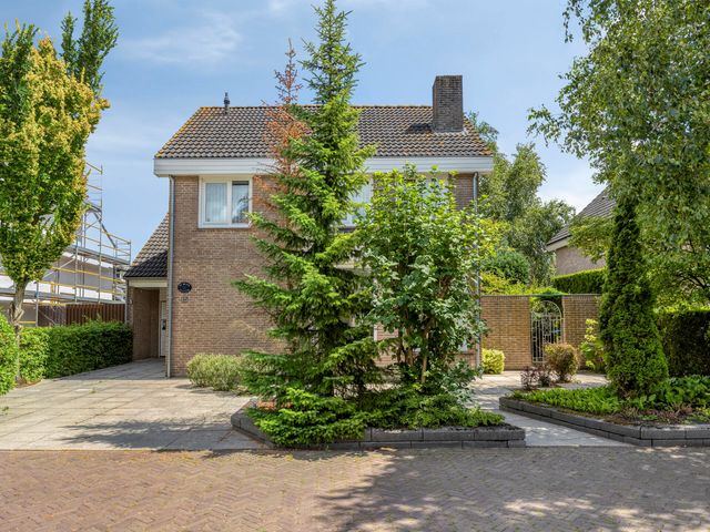 Kuringen 15, Zevenbergen