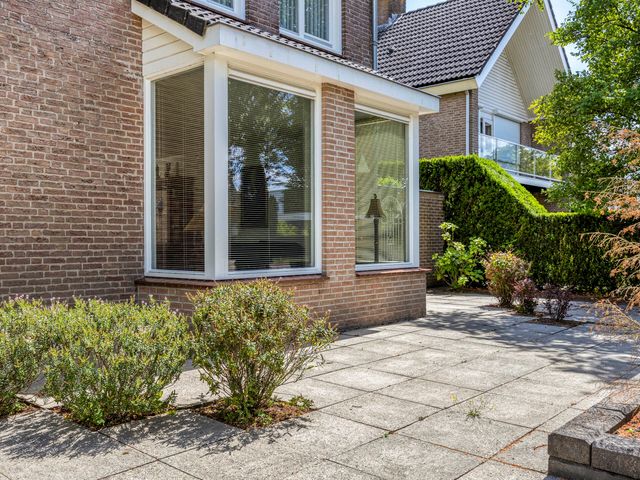 Kuringen 15, Zevenbergen
