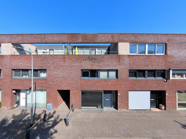 Schalkhaarstraat 39, Tilburg