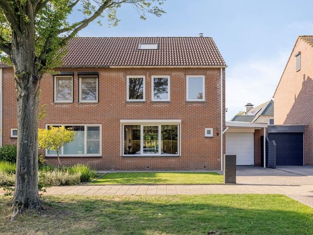 Ruysdaelstraat 9, Clinge