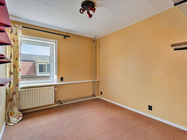 Nieuwstraat 16, Ijzendijke