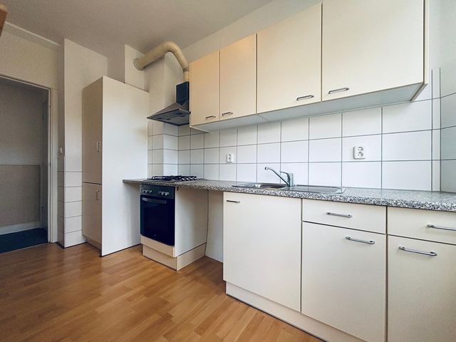 Escamplaan 15, Den Haag