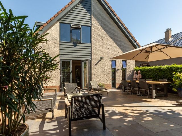Oude Kruisweg 27, Cruquius