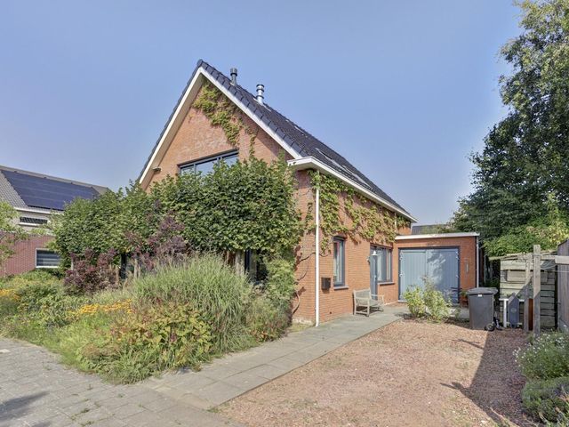 Weegbree 3, Kapelle
