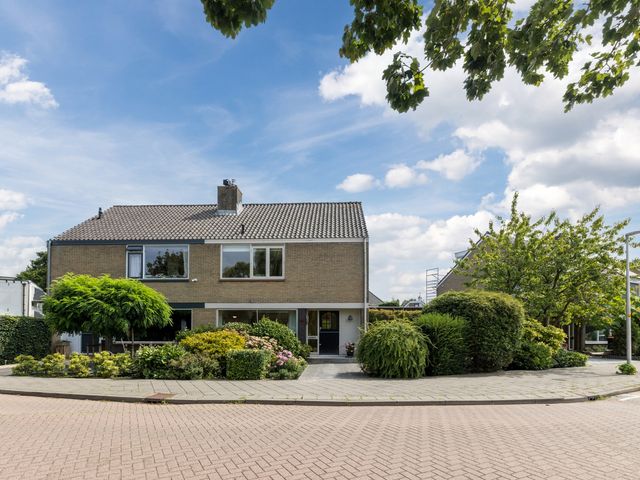 Souburghlaan 14, Waddinxveen