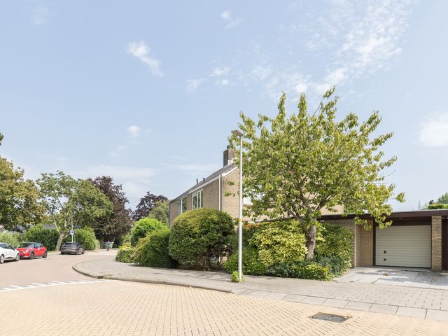 Souburghlaan 14, Waddinxveen