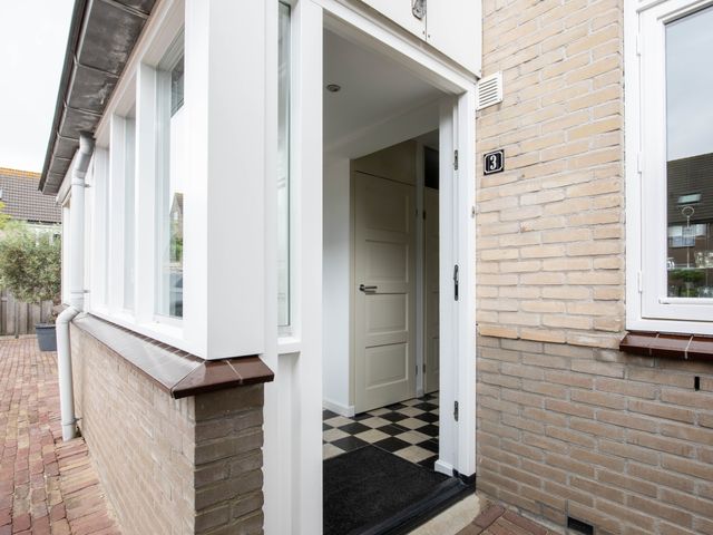 Clauslaan 3, Aalsmeer