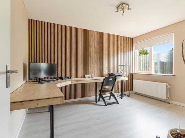 Vijfherenlanden 34, Lelystad