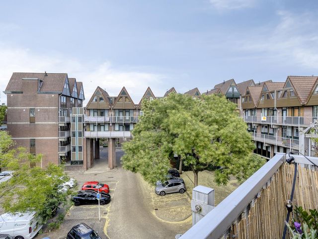 Stroveer 53, Rotterdam