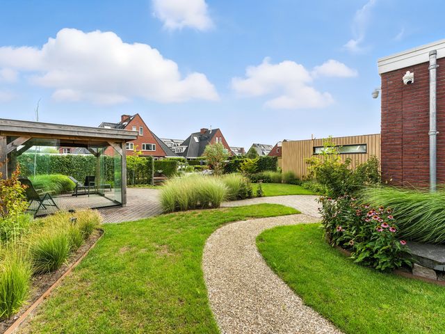 Raapzaadhof 1, Alblasserdam