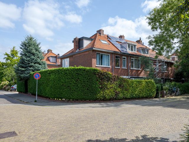 Willem de Zwijgerlaan 86, Voorschoten