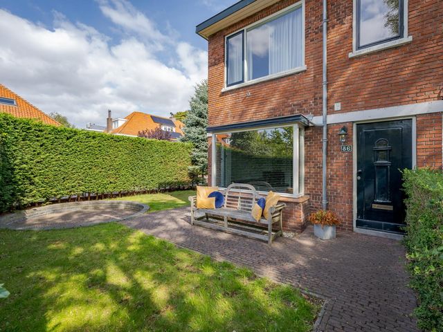 Willem de Zwijgerlaan 86, Voorschoten